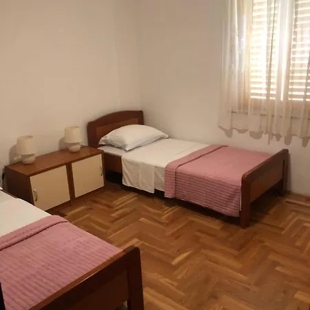 Apartments Smiljanic Tribunj  Exterior photo