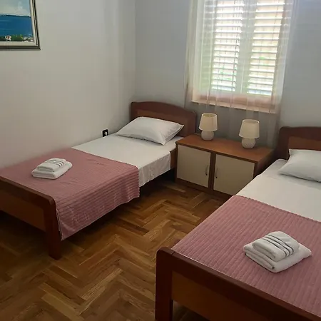Apartments Smiljanic Tribunj  Exterior photo