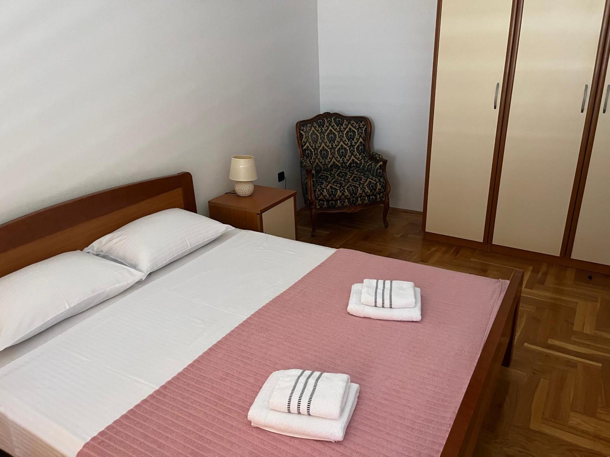 Smiljanic Apartment *